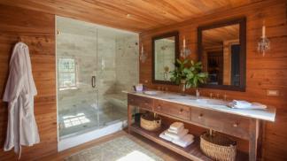 Interior del baño en una casa de madera (70 fotos)